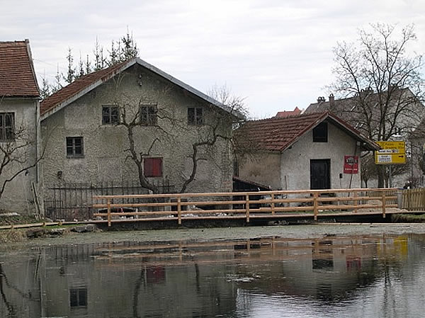 Schmiede vor der Sanierung