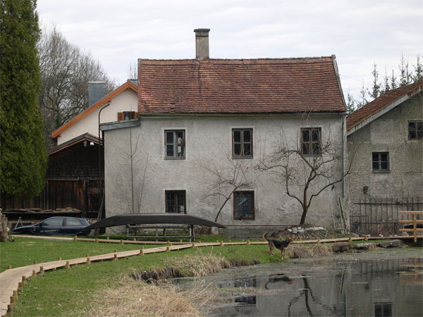 G'sell'nhaus von 2004 vor der Sanierung